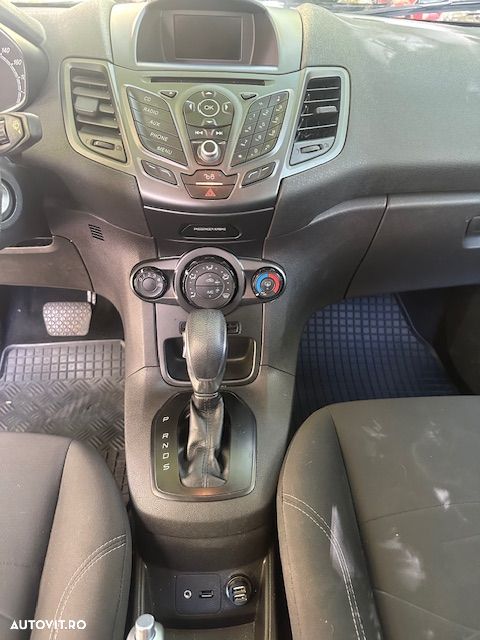 Ford Fiesta 1.0 Powershift ST Line - 10