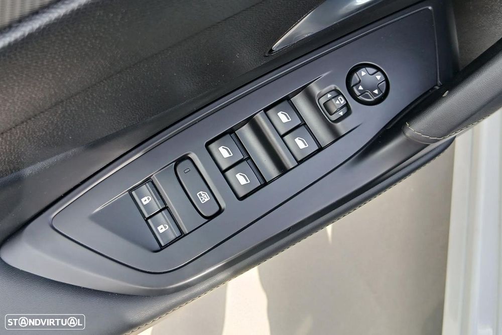 Peugeot 308 1.2 PureTech GT EAT8 - 12