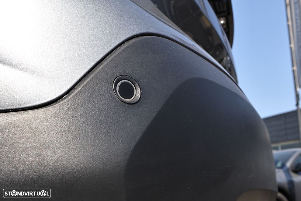 Citroën C4 PureTech 130 Stop&Start EAT8 PLUS - 6