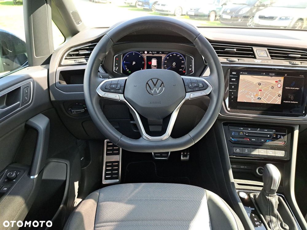 Volkswagen Touran - 21