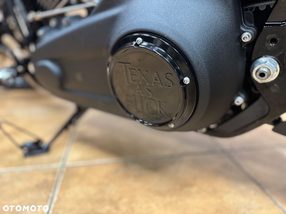 Harley-Davidson Softail Street Bob - 6