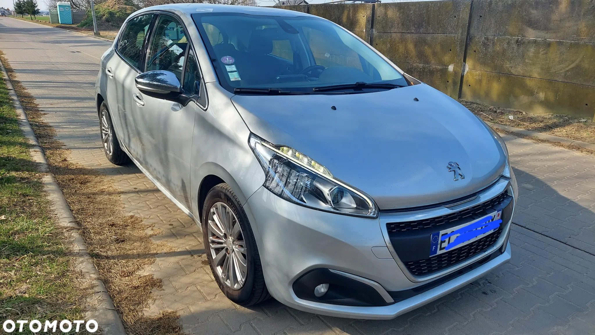 Peugeot 208 PureTech 82 Start & Stop Tech Edition - 3