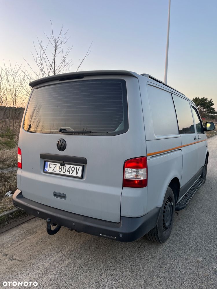 Volkswagen TRANSPORTER T5 - 4