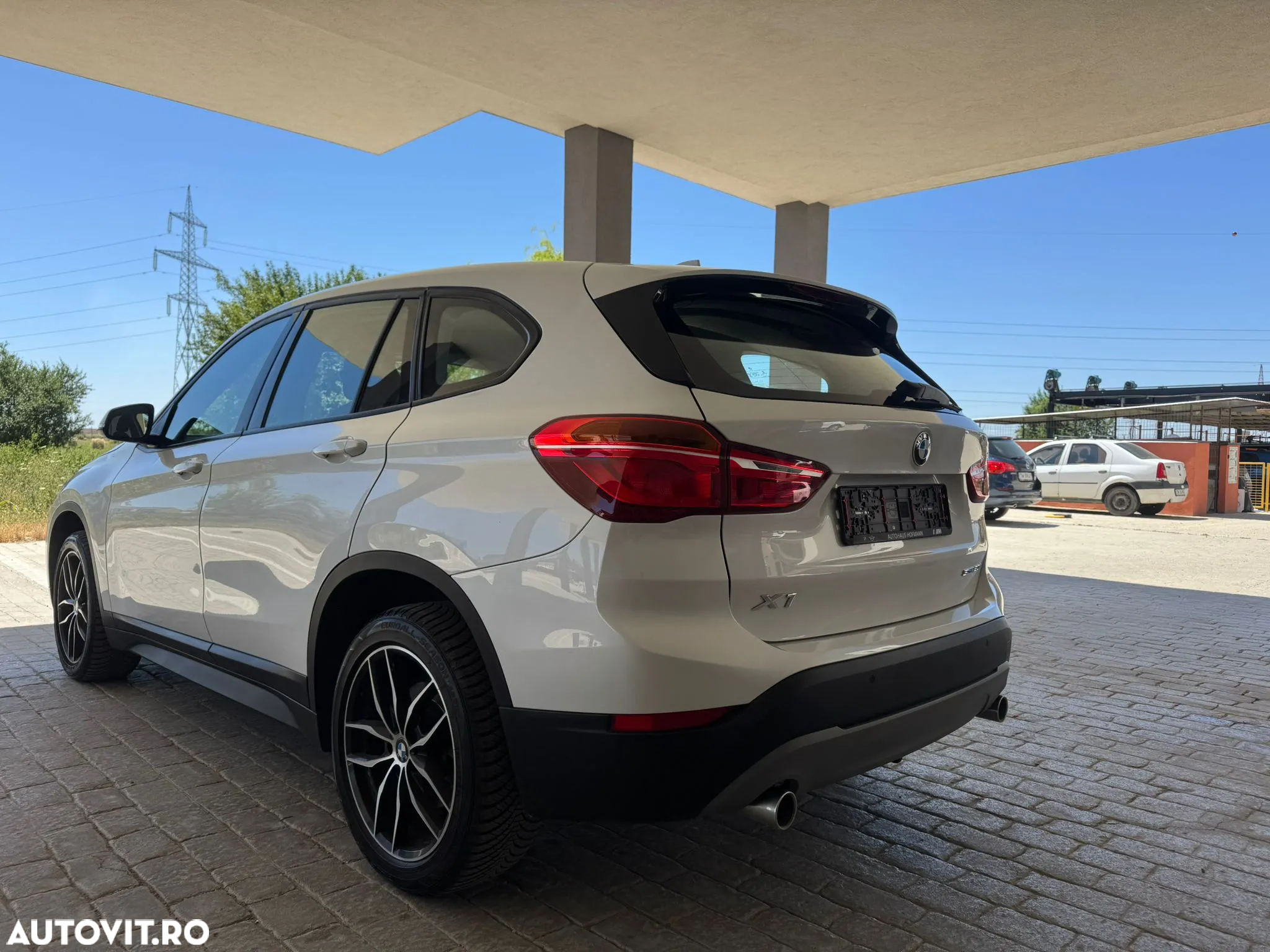 BMW X1 sDrive20i Aut. Advantage - 4