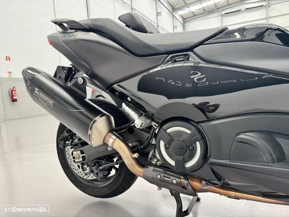 Yamaha TMAX 560 - 11