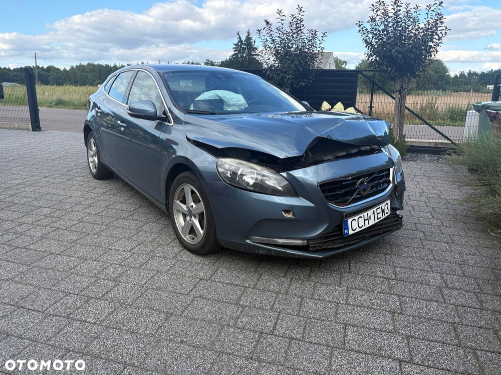 Volvo V40 D2 Momentum - 4