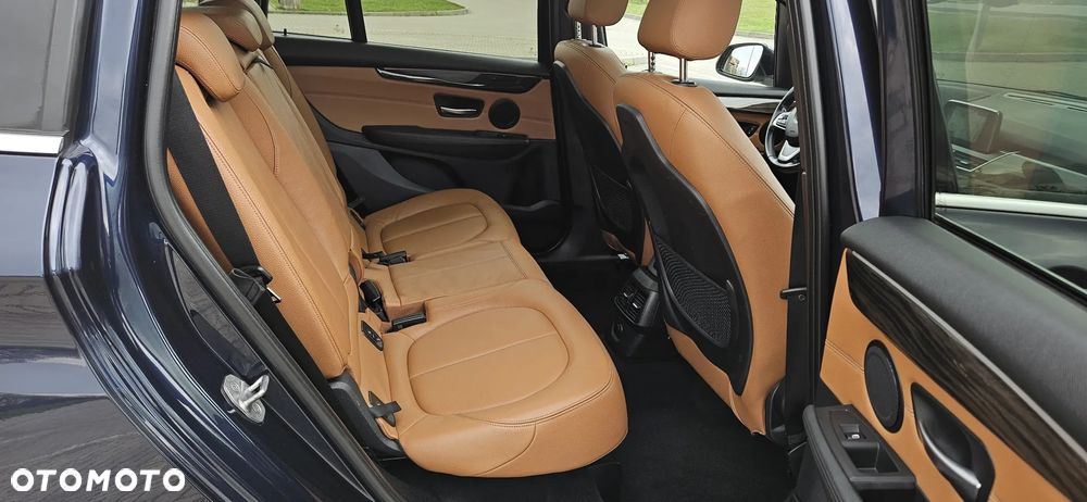 BMW Seria 2 218d Sport-Aut Luxury Line - 13