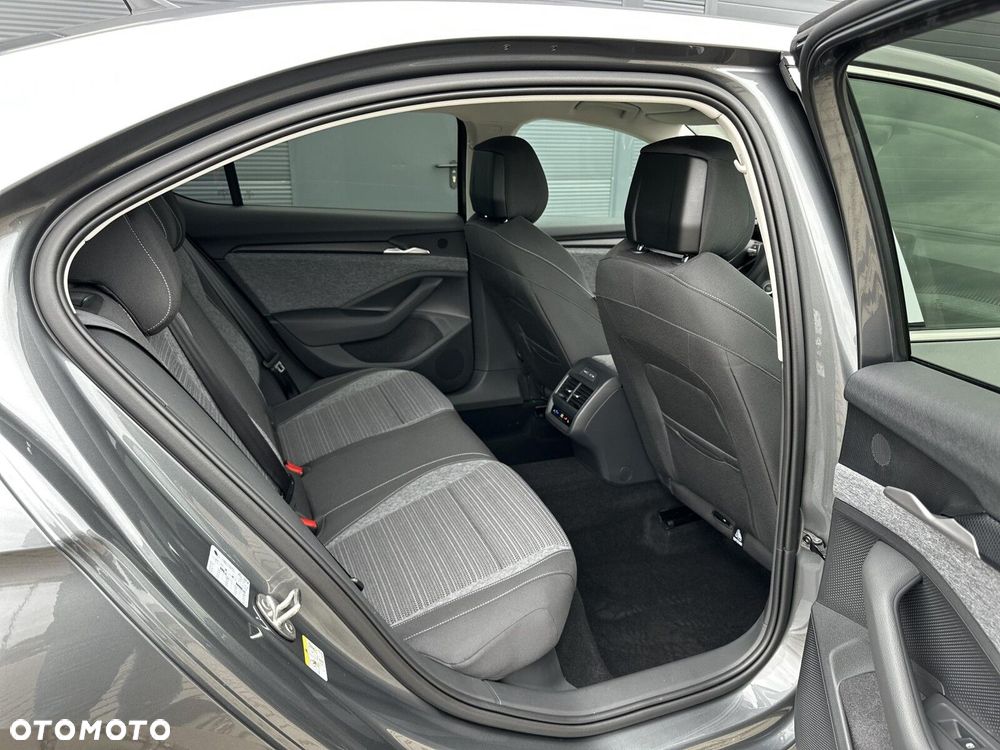 Skoda Superb - 36