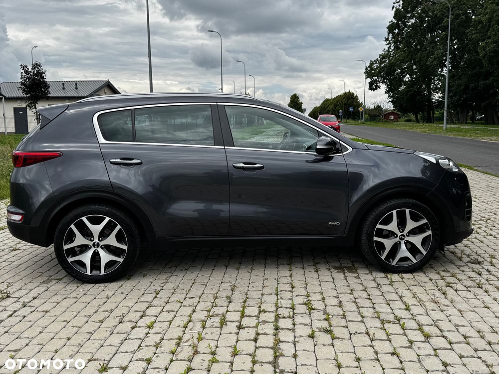Kia Sportage 2,0 CRDI AWD Platinum - 6