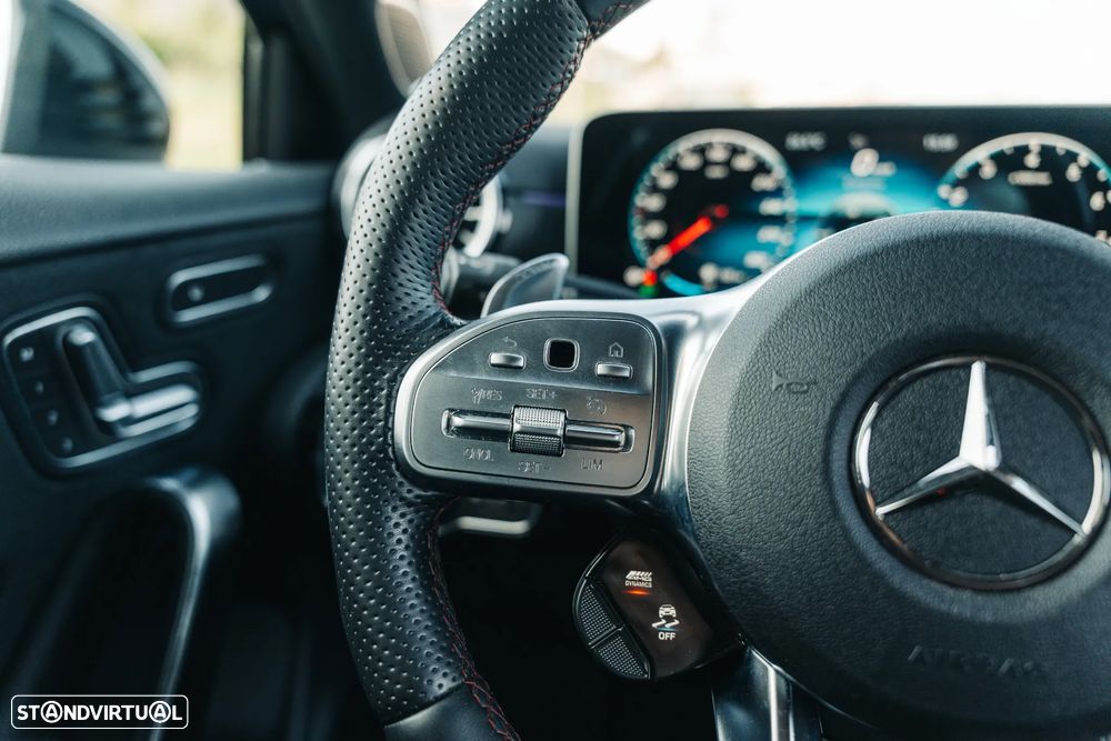 Mercedes-Benz A 45 AMG S 4Matic+ Speedshift DCT 8G - 29