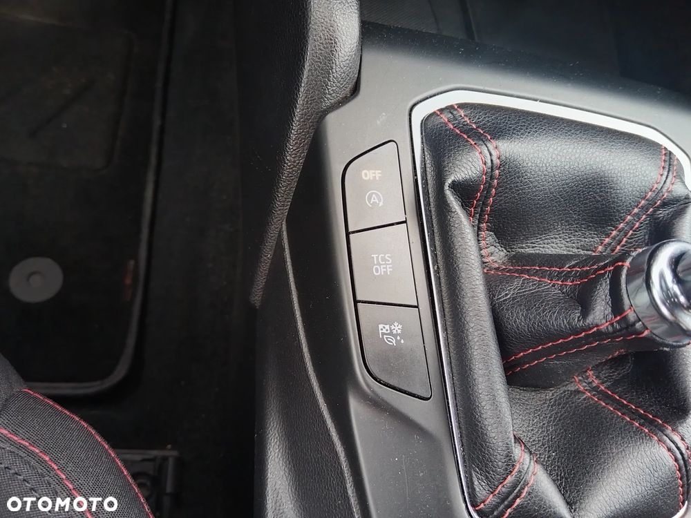 Ford Focus 1.5 EcoBlue Start-Stopp-System ST-LINE - 29