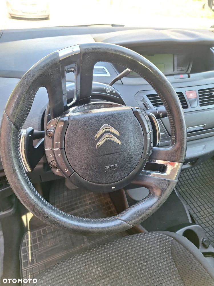 Citroën C4 Picasso - 11