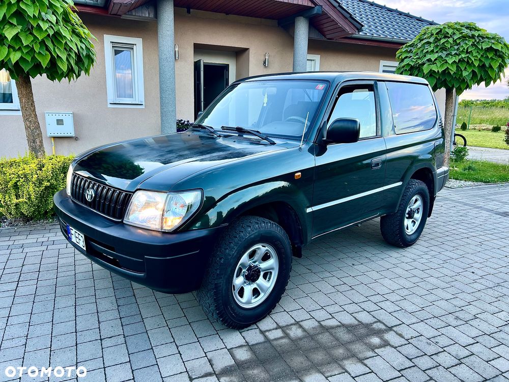 Toyota Land Cruiser - 1
