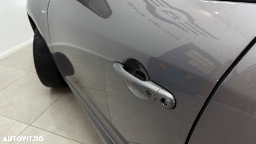 Renault Megane ENERGY dCi 110 Start & Stop Bose Edition - 14