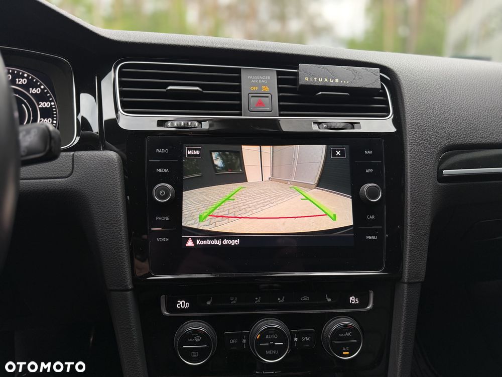 Volkswagen Golf R 4Motion (BlueMotion Technology) DSG - 12