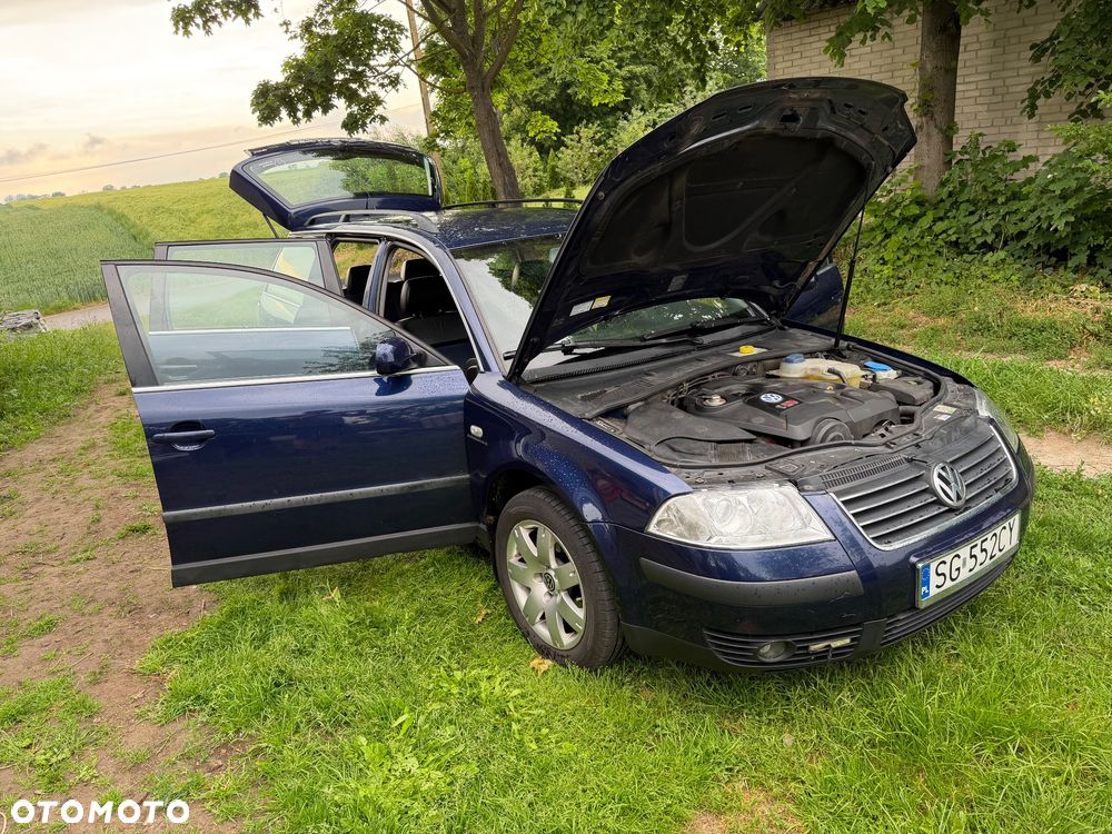 Volkswagen Passat 1.9 TDI Comfortline - 11