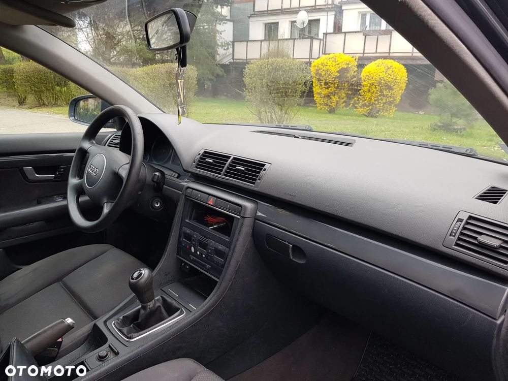 Audi A4 Avant - 6