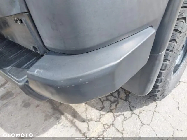 Toyota FJ Cruiser 4.0 4x4 - 15