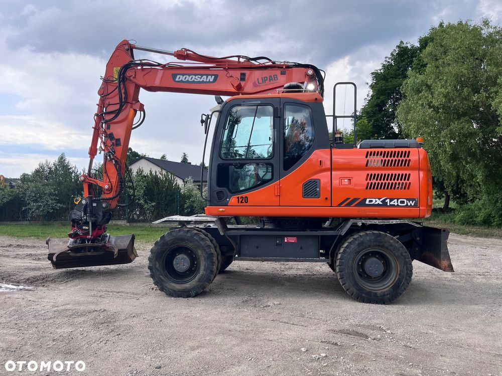 Doosan DX140W-3 - 3
