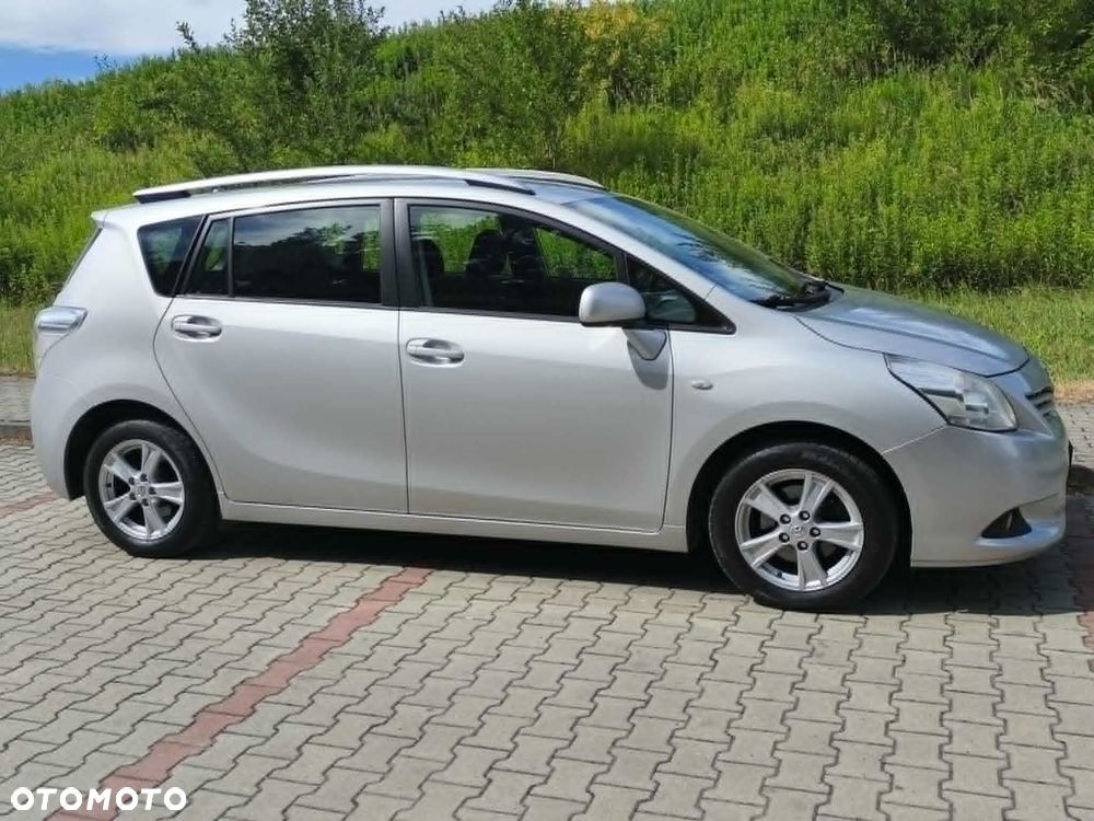 Toyota Verso 1.6 Sol - 2