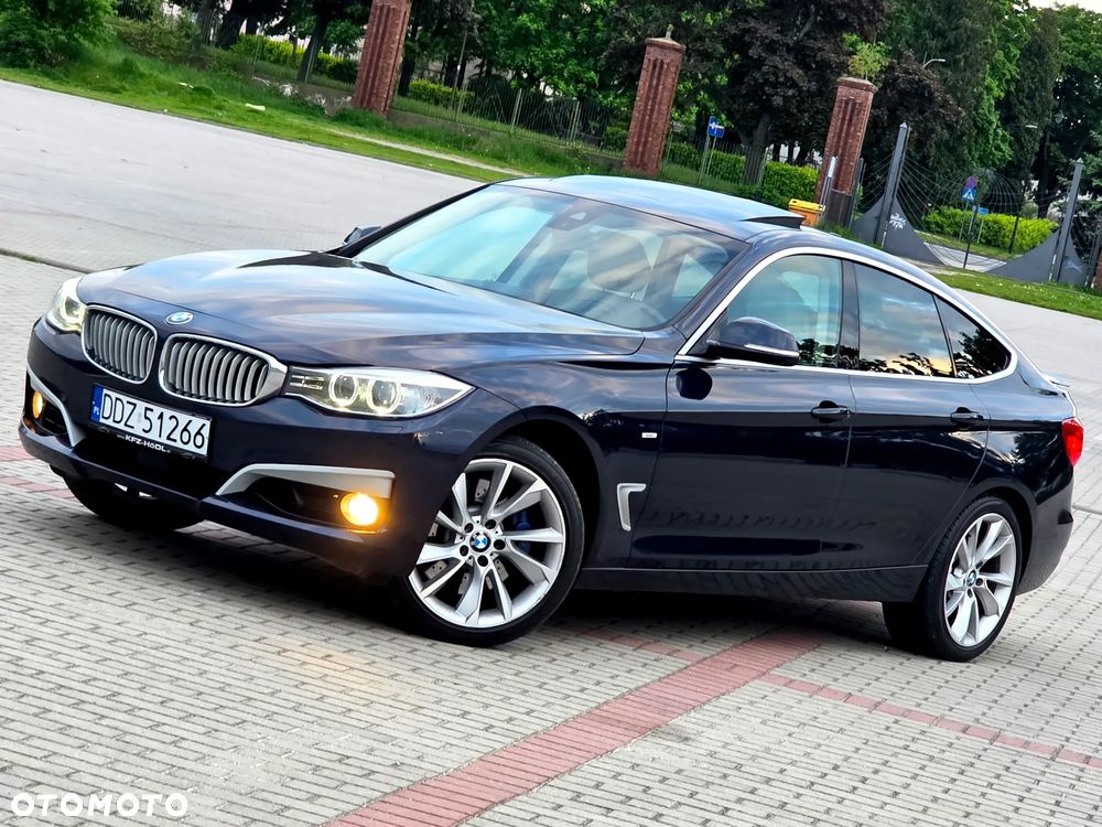 BMW Seria 3 335i Edition Exclusive - 1