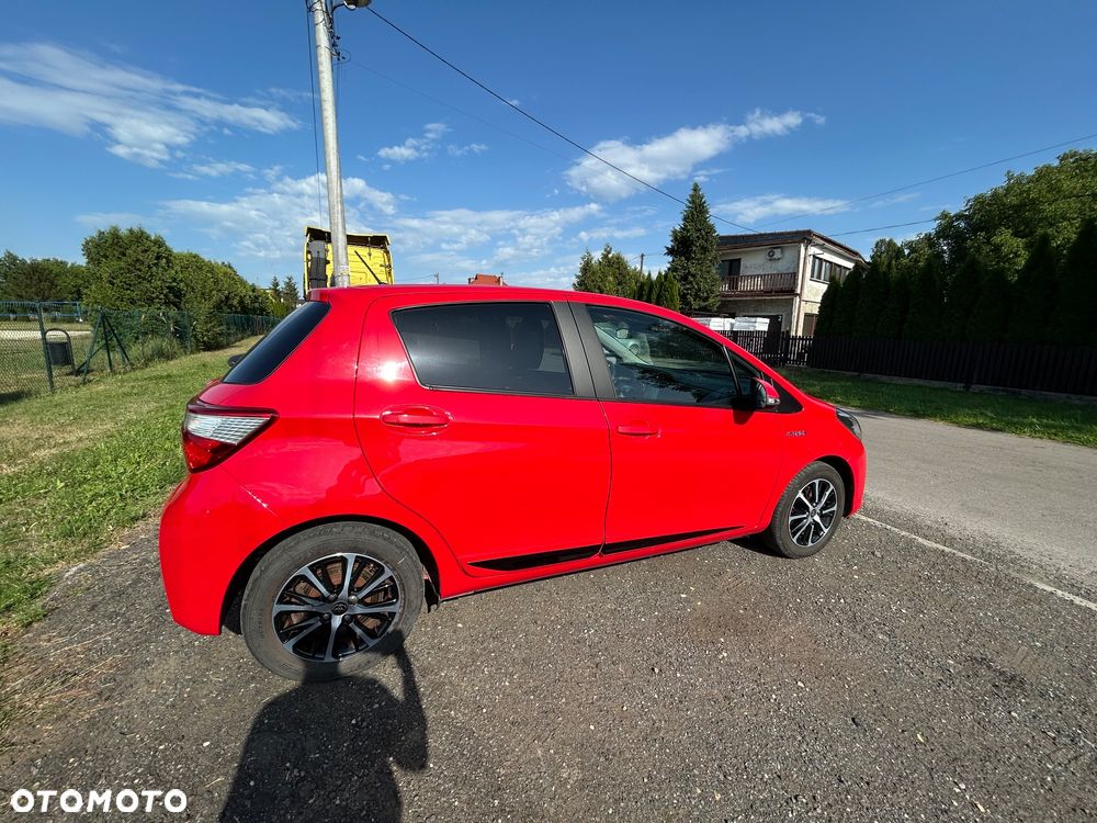 Toyota Yaris - 12