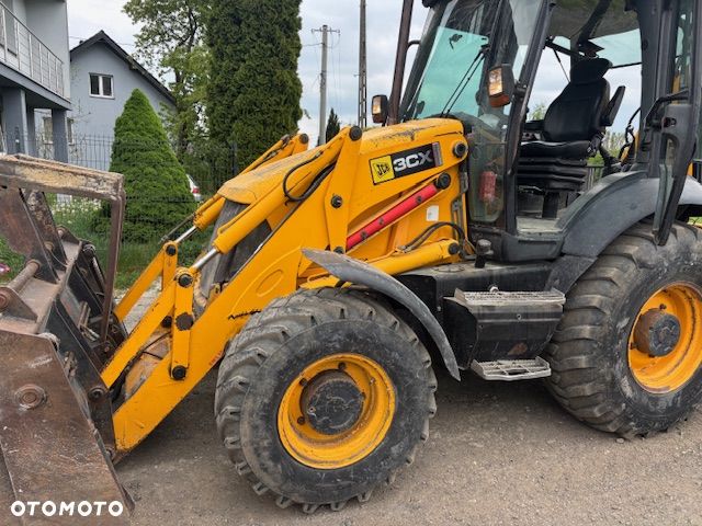 JCB 3CX CONTRACTOR - 10