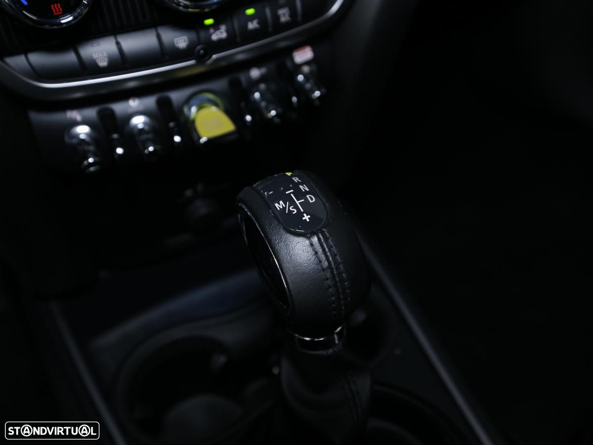 MINI Countryman Cooper SE ALL4 Auto - 24