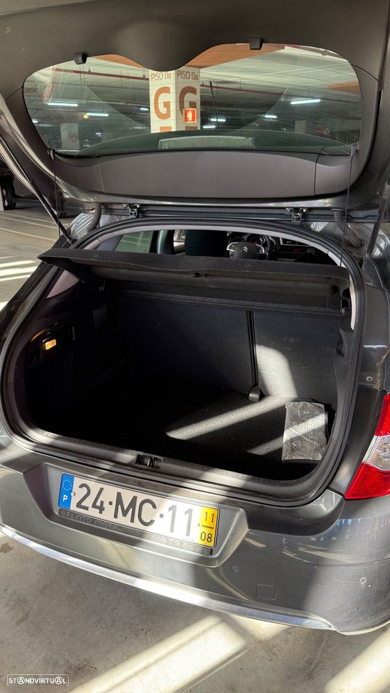 Citroën C4 1.6 HDi Exclusive J17 - 23