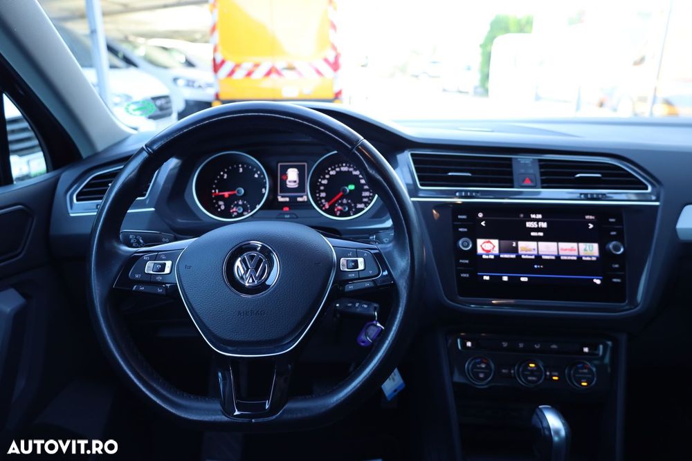 Volkswagen Tiguan - 15