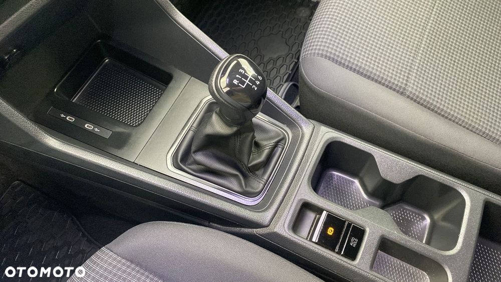 Volkswagen Caddy - 18