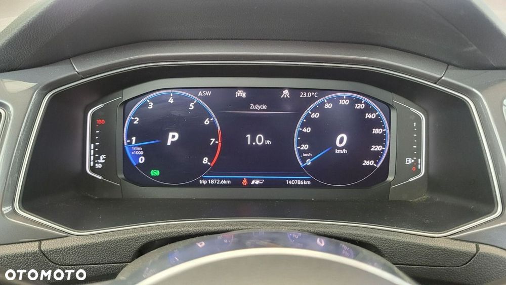 Volkswagen T-Roc - 16