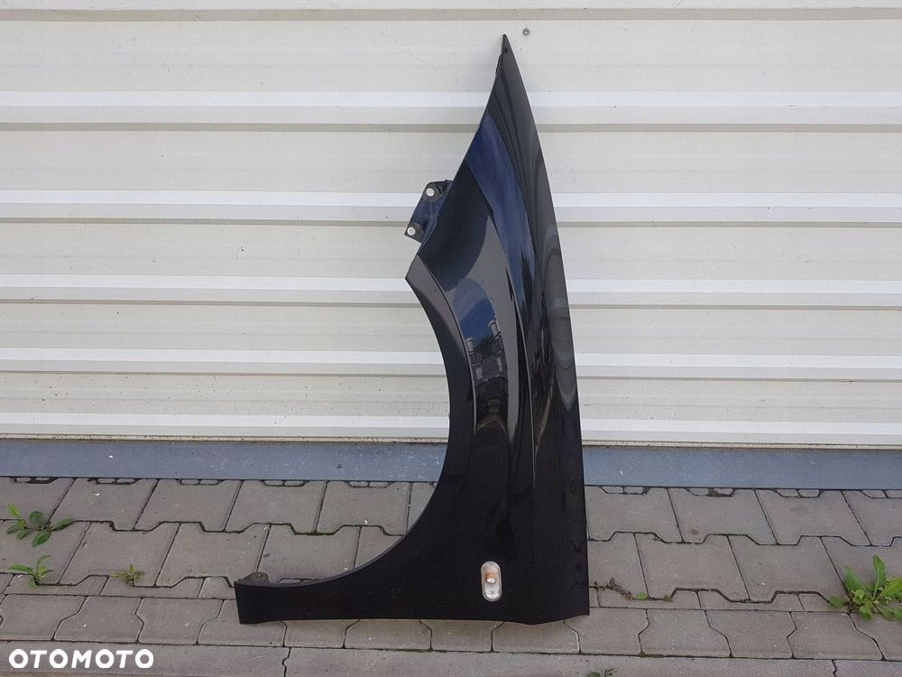 SEAT LEON 2 II 1P 04-12r BŁOTNIK LEWY PRZÓD PRZEDNI LZ9Y