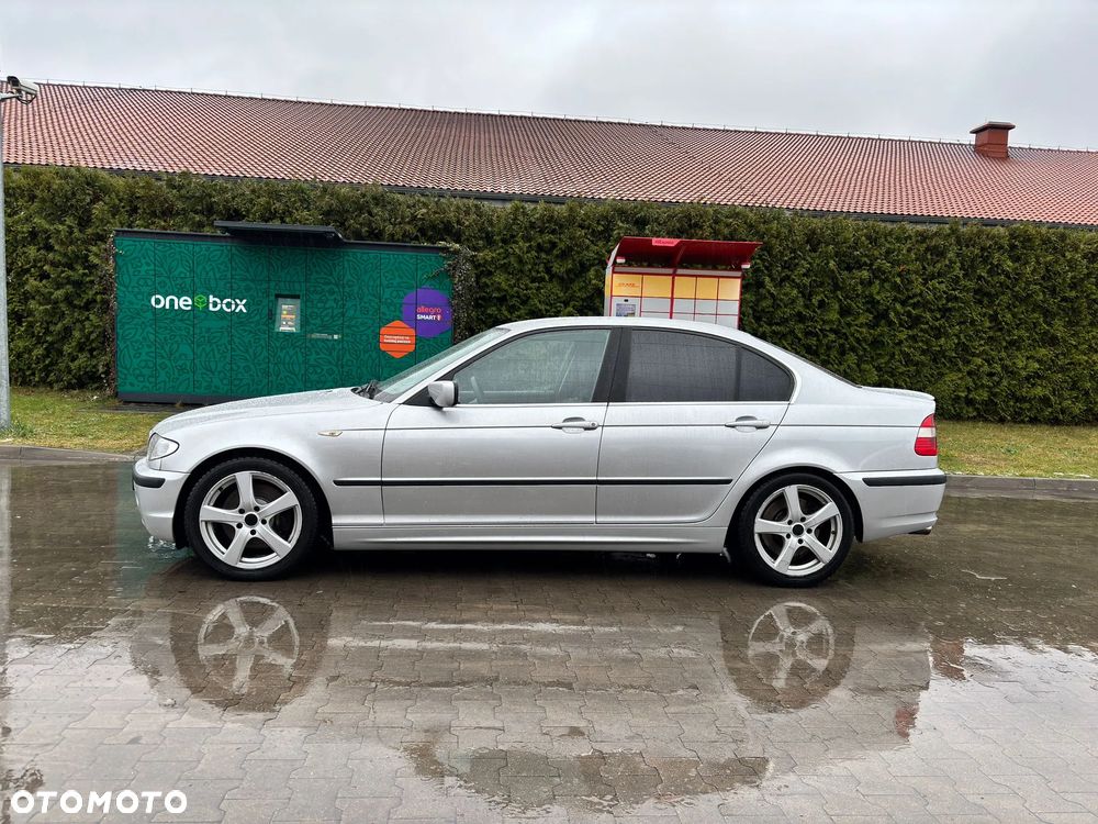 BMW Seria 3 330i - 8