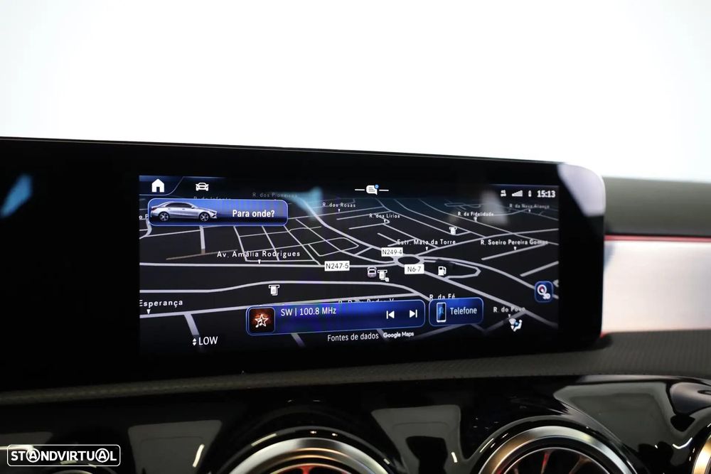Mercedes-Benz A 180 Limousine d AMG Line Aut. - 29