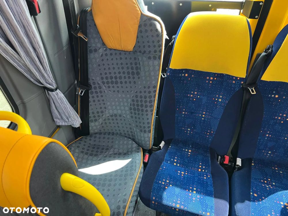 Volkswagen Crafter AUTOBUS - 36