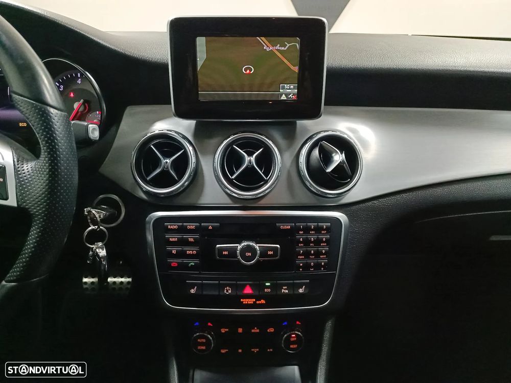 Mercedes-Benz GLA 200 CDi AMG Line Aut. - 28