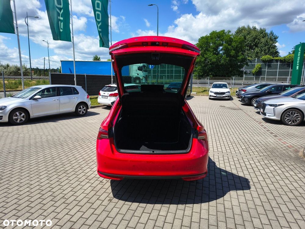 Skoda Octavia 1.5 TSI mHEV Drive Selection DSG - 8
