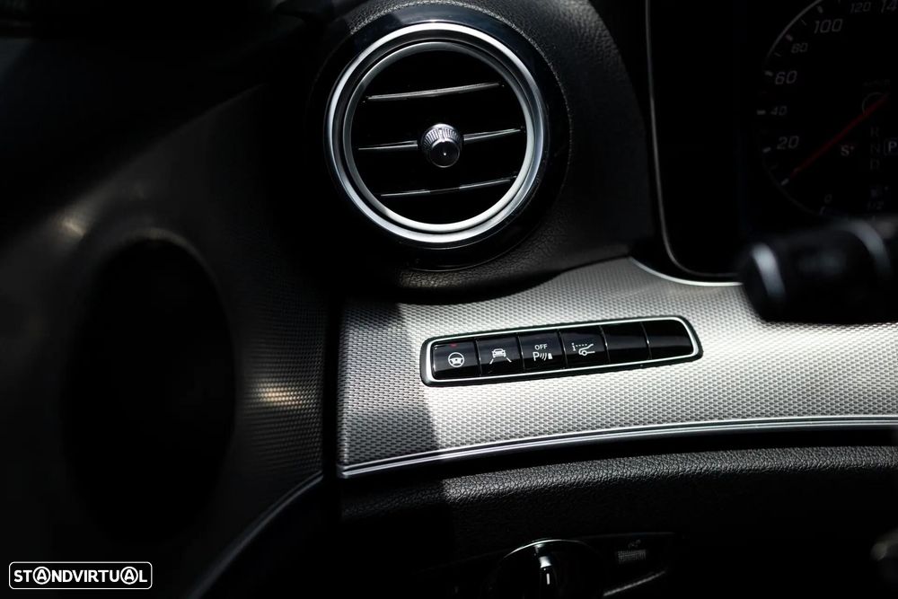 Mercedes-Benz E 350 e Avantgarde - 30
