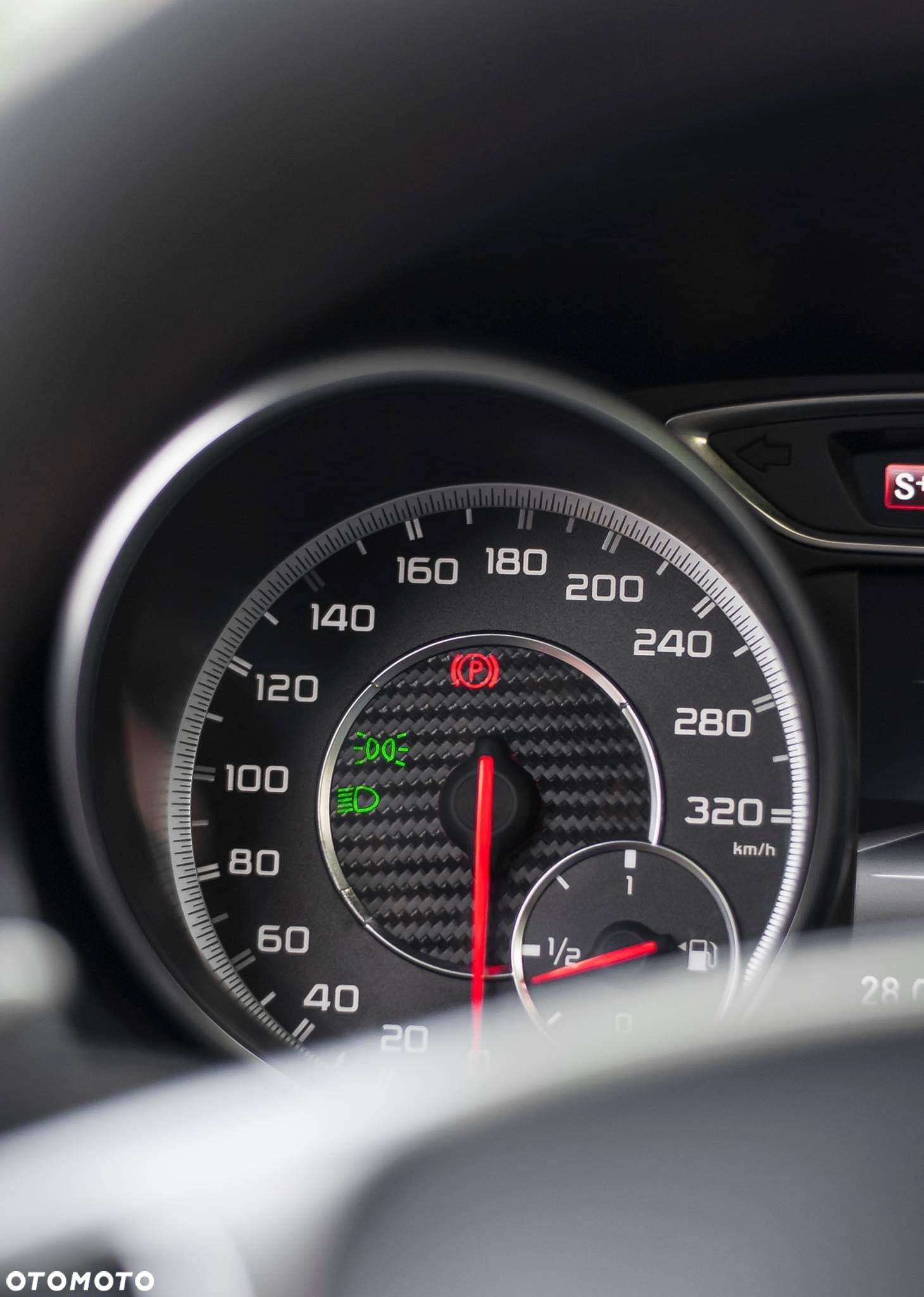 Mercedes-Benz CLA AMG 45 4-Matic - 13
