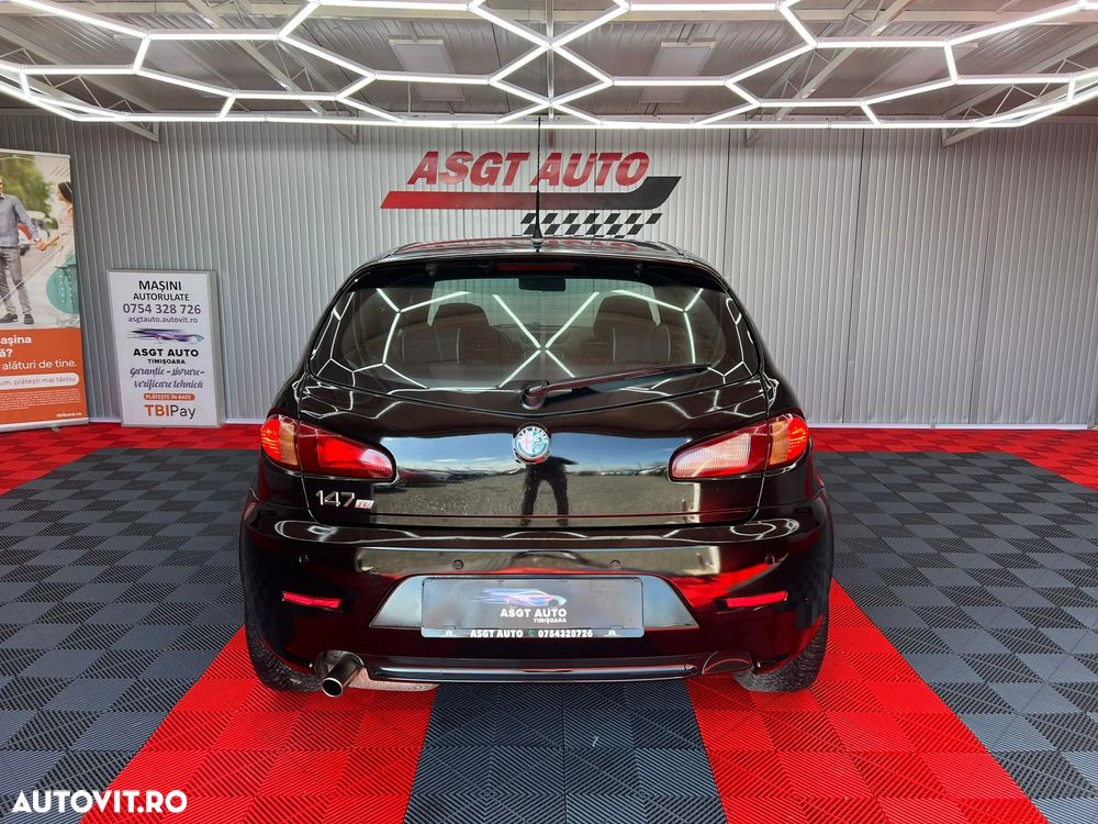 Alfa Romeo 147 - 6