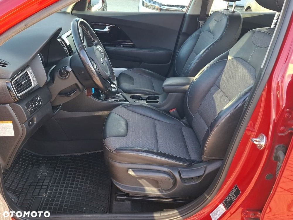 Kia Niro - 12