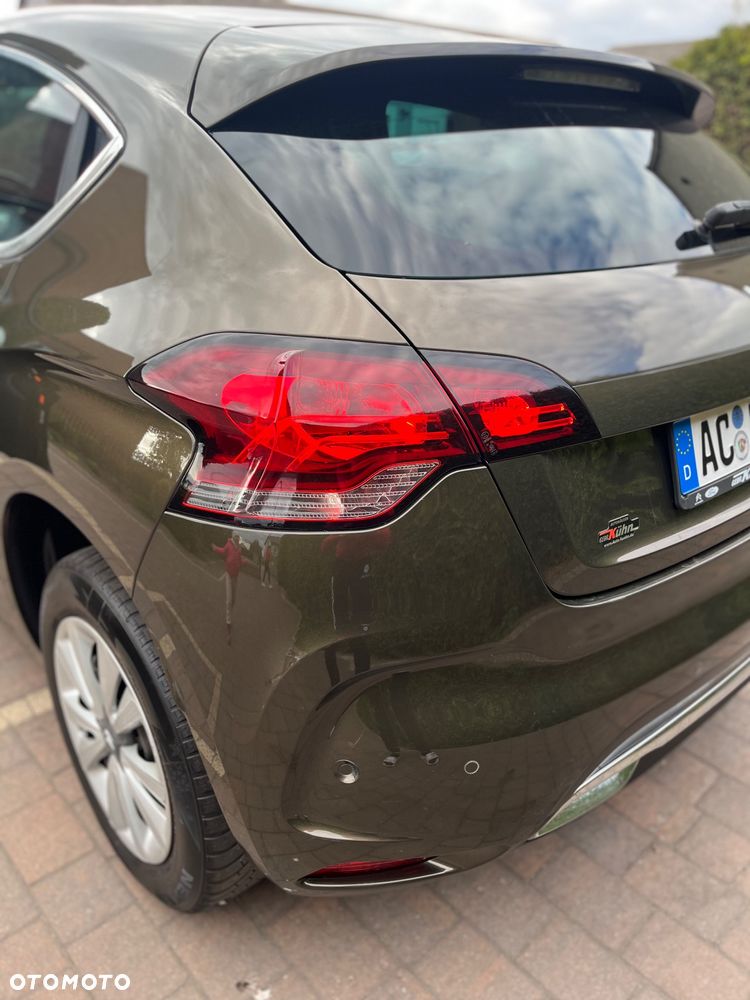 Citroën DS4 HDi 115 Chic - 12