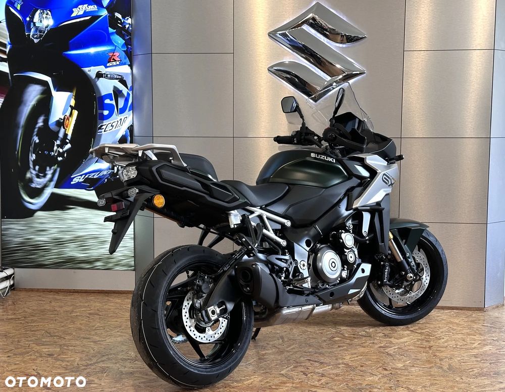 Suzuki GX - 7