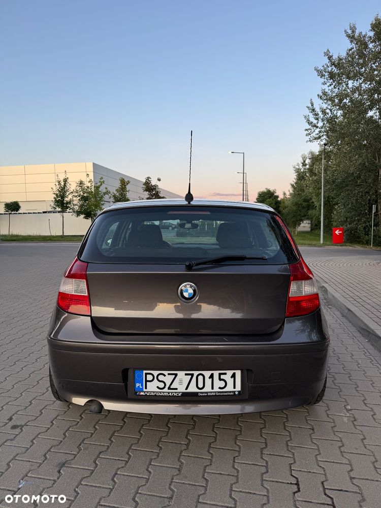BMW Seria 1 118d - 4