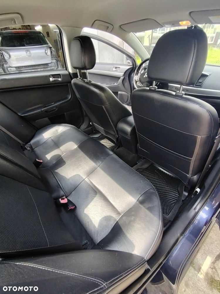 Mitsubishi Lancer - 5