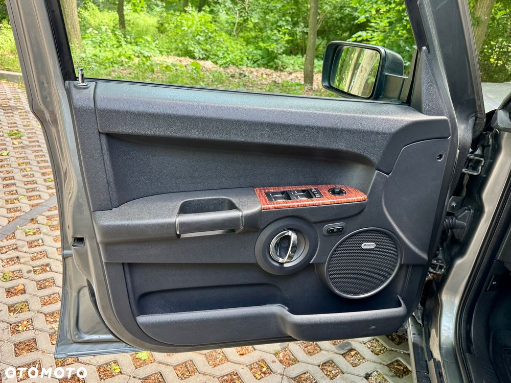 Jeep Commander 3.0 CRD DPF Automatik Limited - 7