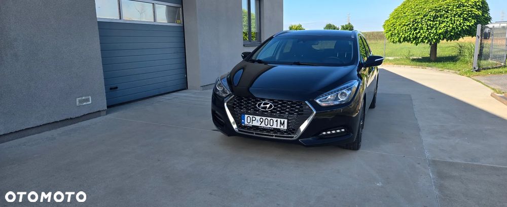 Hyundai i40 1.6 CRDi Business DCT - 1