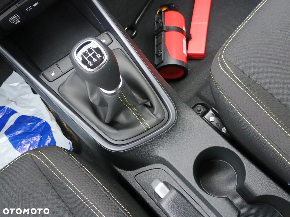 Hyundai i20 1.2 Modern - 14