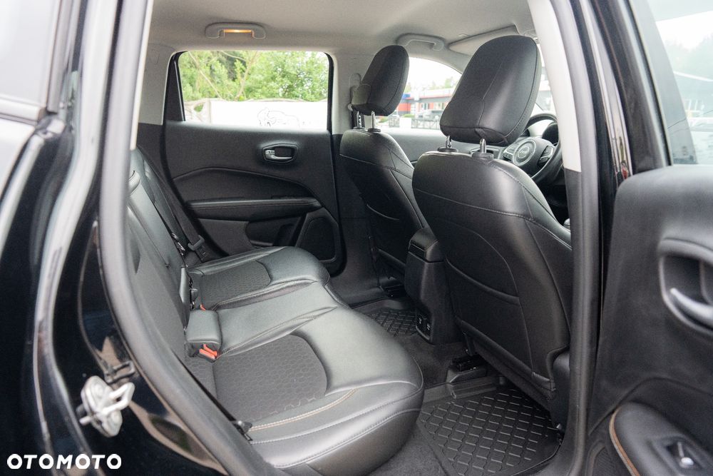 Jeep Compass 1.4 MultiAir Longitude - 16